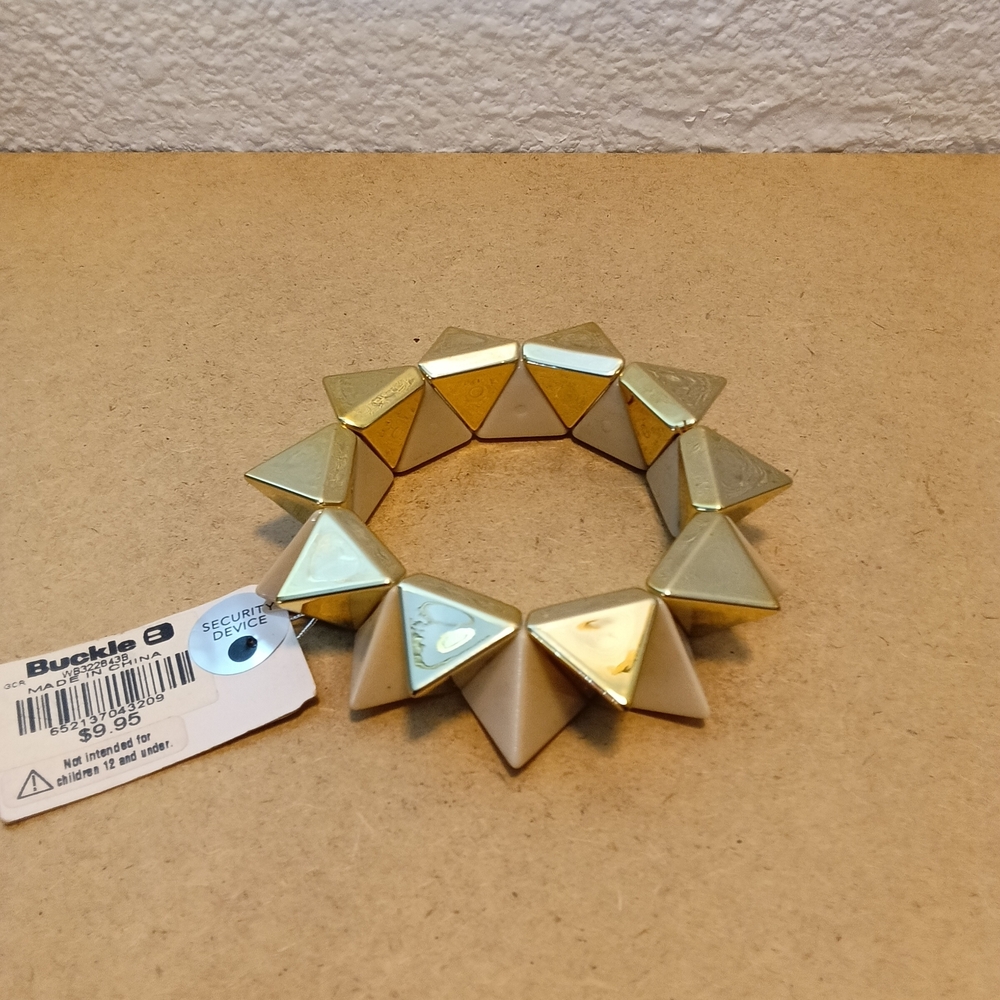 Buckle Gold and Cream Triangle Bracelet